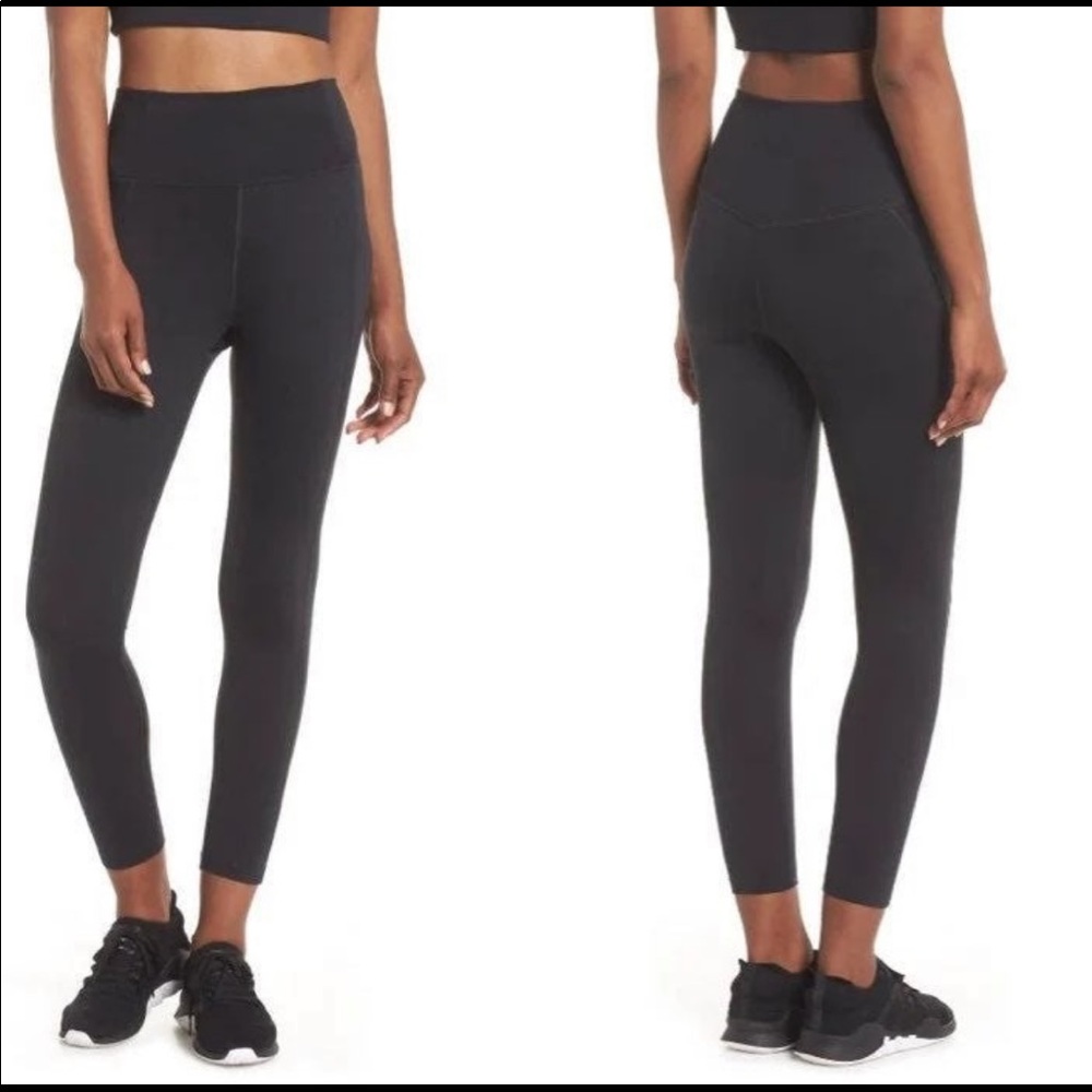 Girlfriend Collective Black 7/8 Leggings M Medium